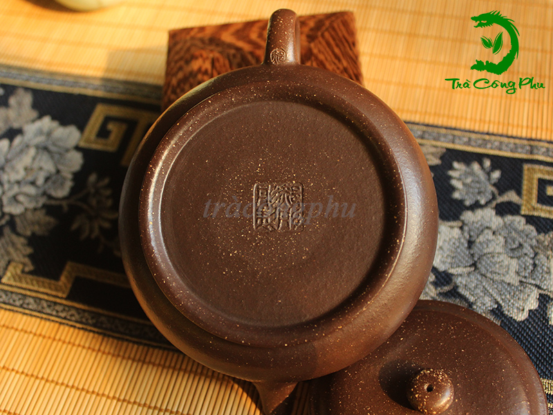 Ấm tử sa hư biến - ATS1263